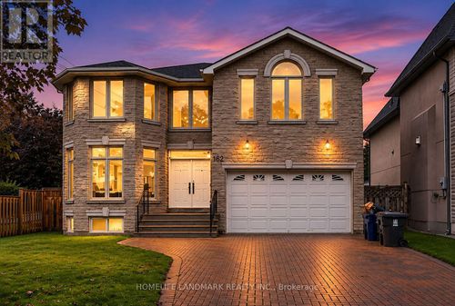 162 Byng Avenue, Toronto (Willowdale East), ON, M2N4K9 | Card Image