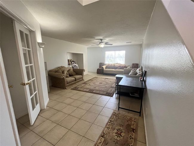 28723 Sedgefield St, House other with 5 bedrooms, 3 bathrooms and 2 parking in Spring TX | Image 8