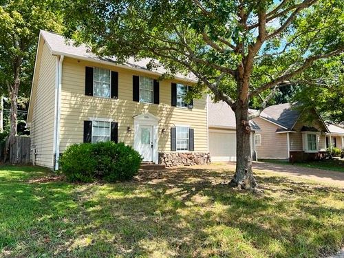 4696 Crestfield Rd, Millington, TN, 38053-8136 | Card Image