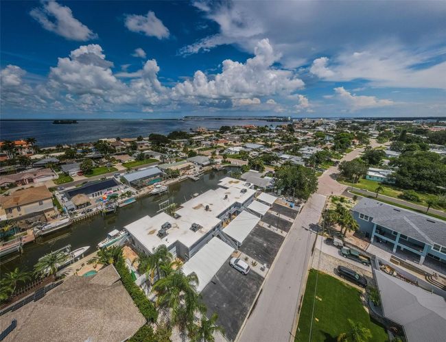 APT-11 - 2186 Edythe Dr, Condo with 2 bedrooms, 1 bathrooms and null parking in DUNEDIN FL | Image 33