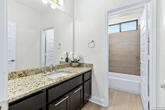 118 Madrone Trl, House other with 5 bedrooms, 5 bathrooms and null parking in Boerne TX | Image 37