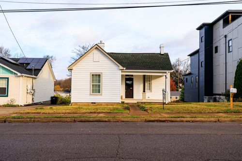 1111 Glenview Dr, Nashville, TN, 37206-3831 | Card Image