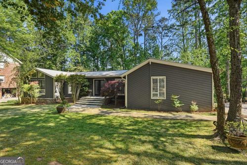 1180 Saint Andrews Cir, Dunwoody, GA, 30338-3202 | Card Image