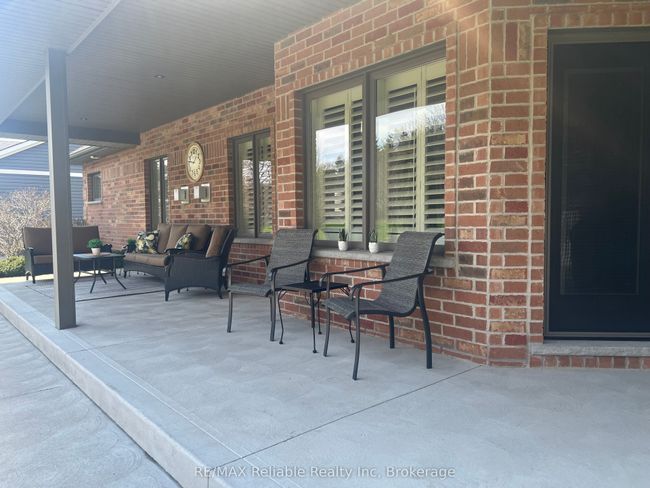 24 Carriage Lane, House other with 3 bedrooms, 3 bathrooms and 6 parking in Bayfield ON | Image 10