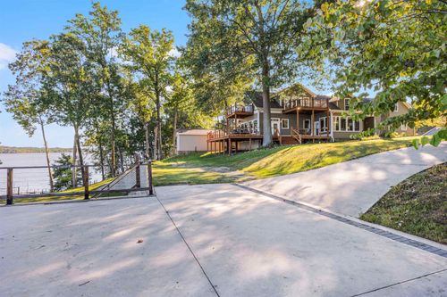 830 Big Bear Creek Rd, Iuka, MS, 38852-9307 | Card Image