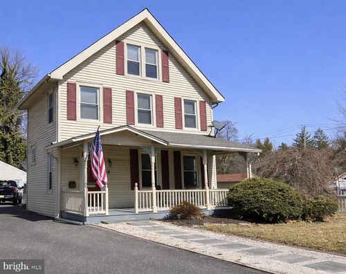 9 Warren St, EDGEWATER PARK, NJ, 08010-1323 | Card Image