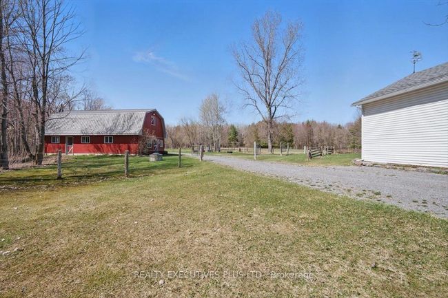 2935 Baseline Rd, House other with 5 bedrooms, 4 bathrooms and 10 parking in Saint-Pascal-Baylon ON | Image 35
