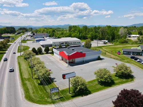 108 Community Dr, Newport, VT, 05855-8726 | Card Image