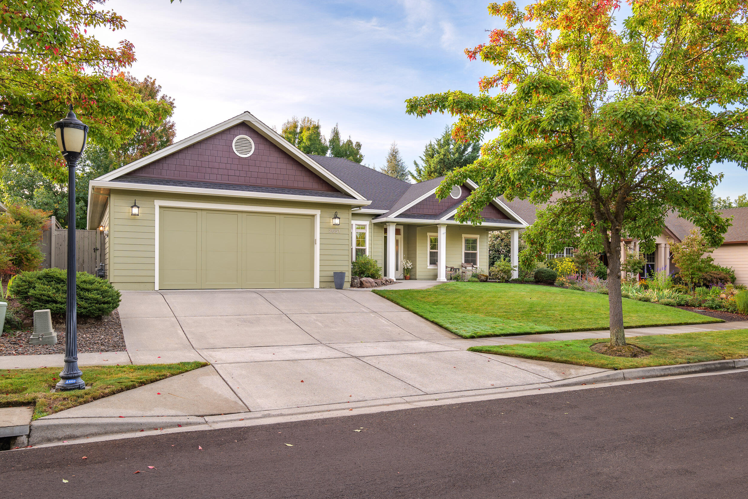 Fieldbrook Ave, Medford, OR 97504