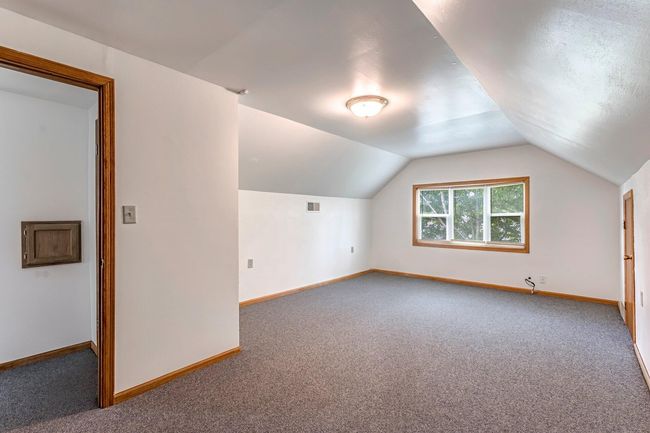 9335 W County Line Rd, House other with 5 bedrooms, 3 bathrooms and null parking in Milwaukee WI | Image 20