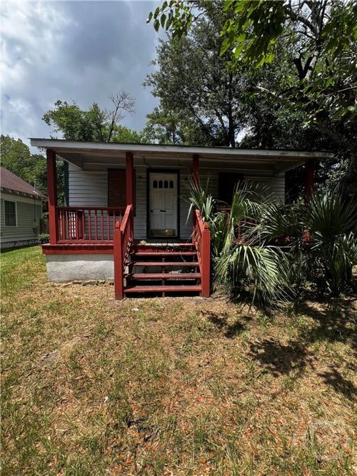 802 W 42nd St, savannah, GA, 31415-8954 | Card Image