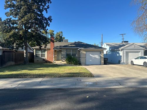 2377 Irvin Way, Sacramento, CA, 95822 | Card Image