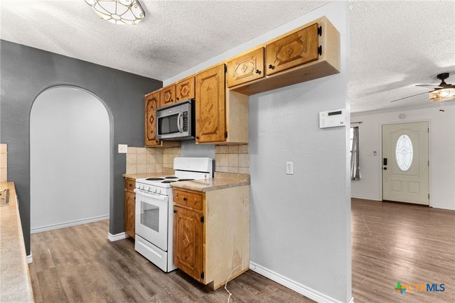 Kitchen | Image 7
