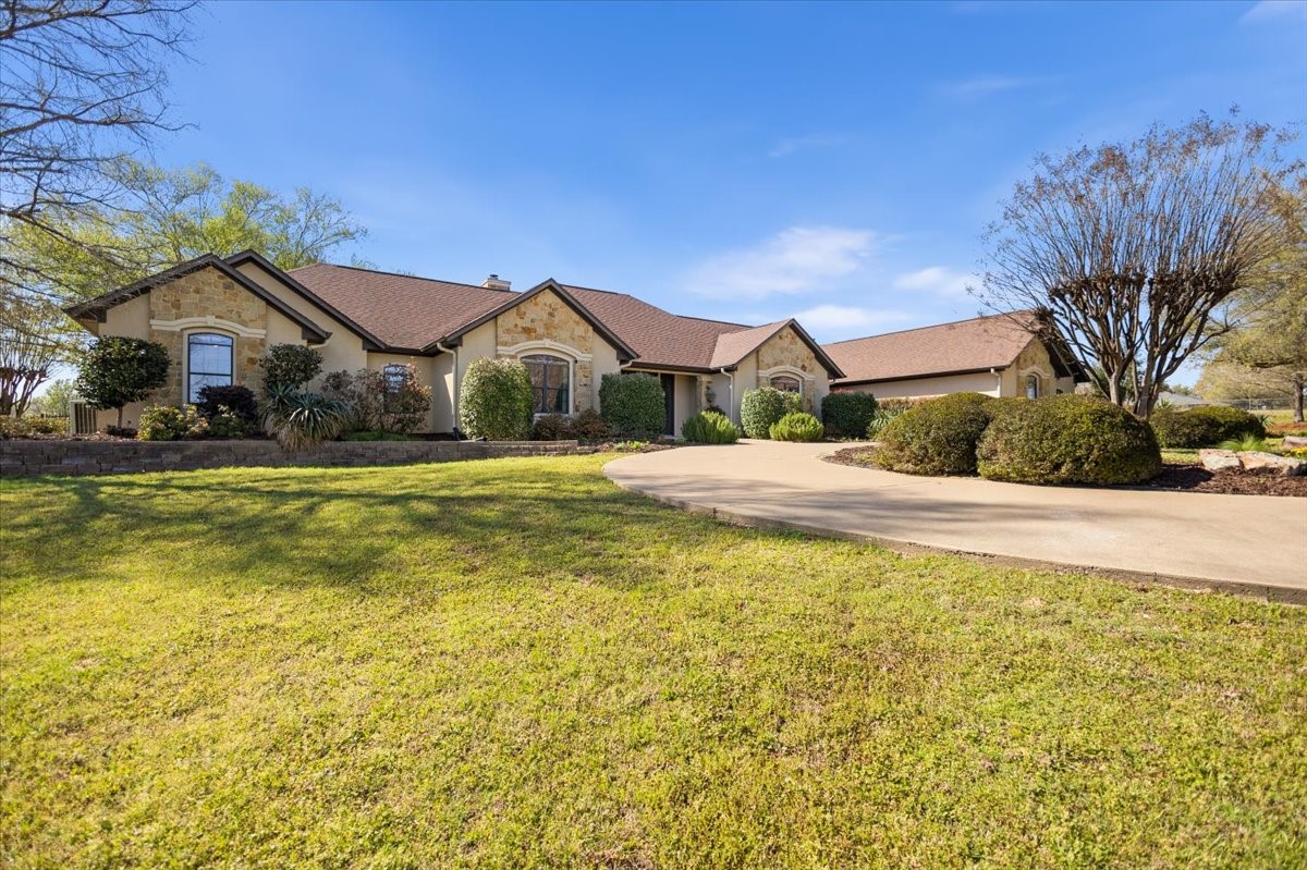 Residential in Whitehouse 3