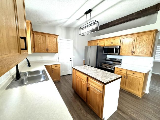606 Tenth St W, House other with 3 bedrooms, 2 bathrooms and null parking in Park Rapids MN | Image 12