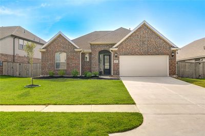 18915 Lazzaro Springs Drive, House other with 3 bedrooms, 2 bathrooms and null parking in New Caney TX | Image 2