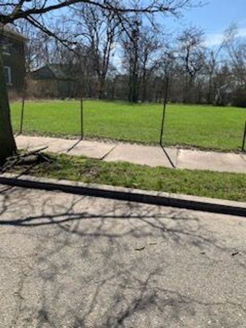 9541 Mcquade St, Detroit, MI, 48206-1832 | Card Image