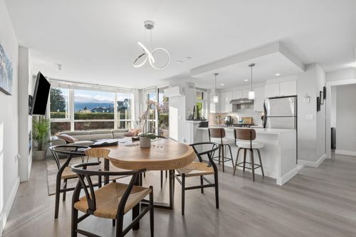 308-160 W 3rd St, North Vancouver, BC, V7M0A9 | Card Image