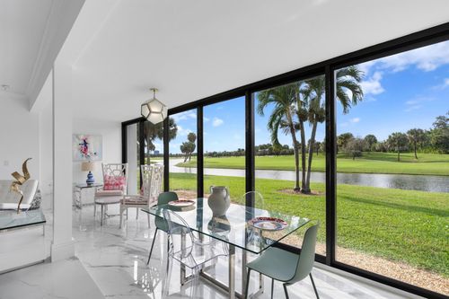 apt-h-2435 Presidential Way, West Palm Beach, FL, 33401-1311 | Card Image