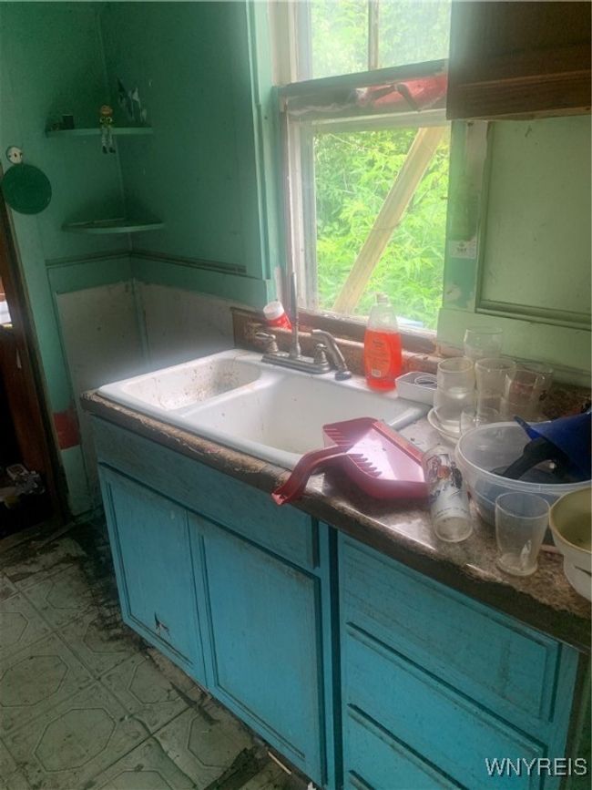 407 E Miller St, House other with 2 bedrooms, 2 bathrooms and null parking in Newark NY | Image 6