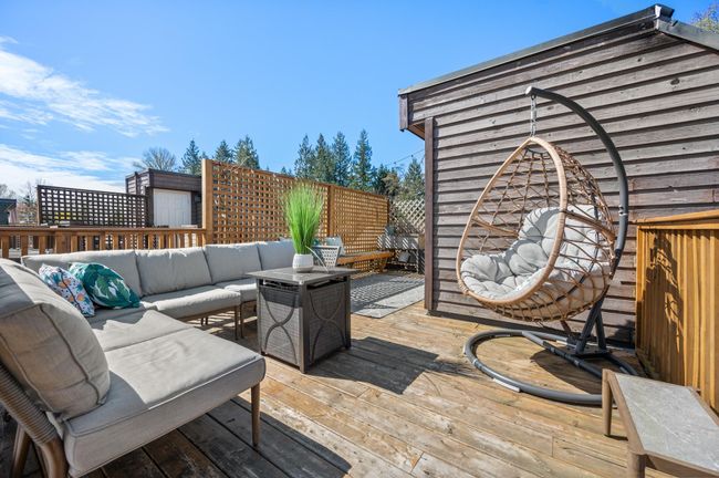 3341 Mountain Highway, Townhouse with 3 bedrooms, 2 bathrooms and 1 parking in North Vancouver BC | Image 28