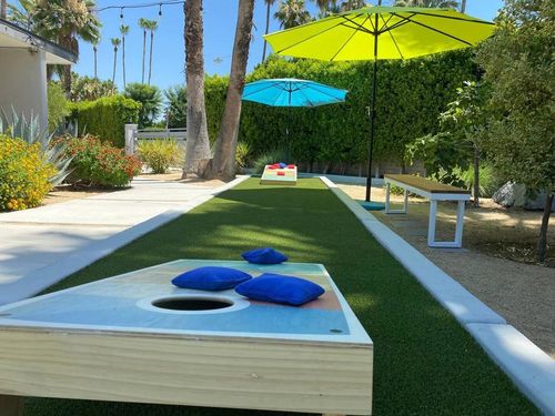 1375 S Calle Rolph, Palm Springs, CA, 92264-8513 | Card Image