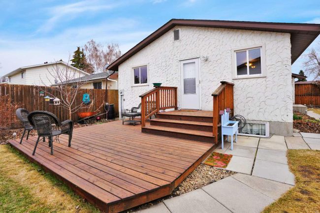 6136 Horn Street, Home with 4 bedrooms, 2 bathrooms and 2 parking in Red Deer AB | Image 33