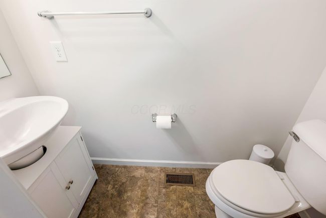 1436 Hoovler Way, House other with 4 bedrooms, 3 bathrooms and null parking in Pataskala OH | Image 18