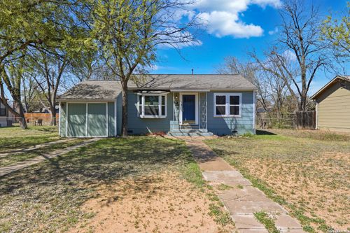 211 Brooks Ave, Schertz, TX, 78154-1812 | Card Image