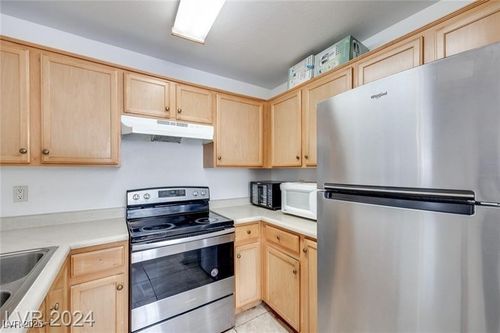102-2983 Juniper Hills Blvd, Las Vegas, NV, 89142-2962 | Card Image