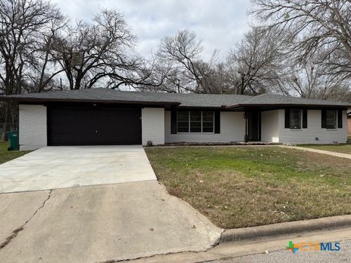 1010 Terra Alta Dr, Belton, TX, 76513-1314 | Card Image