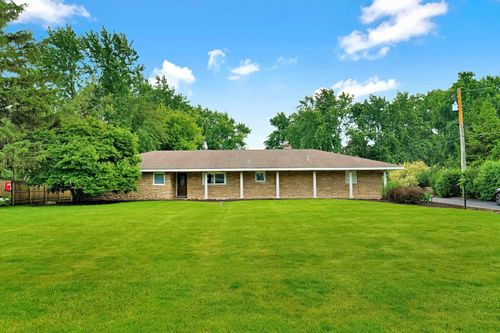 22W689 Elmwood Dr, Glen Ellyn, IL, 60137-6958 | Card Image