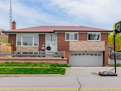 lower-193 Fairglen Ave, Scarborough, ON, M1W1A9 | Card Image