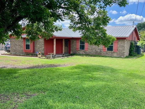 3377 W Moonlight Dr, Robinson, TX, 76706-7137 | Card Image