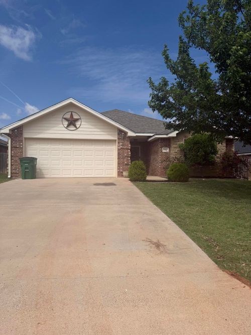 703 Durham Ct, San Angelo, TX, 76901-5120 | Card Image