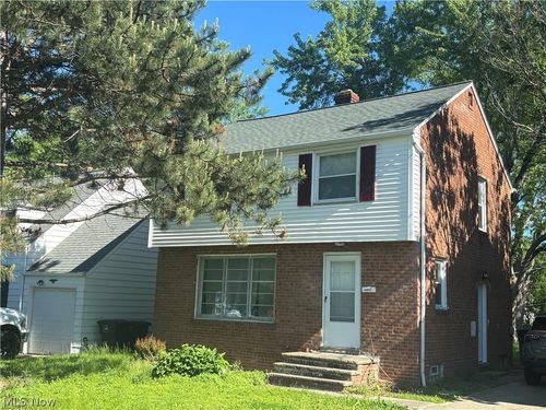 4847 Farnhurst Road, Lyndhurst, OH, 44124 | Card Image