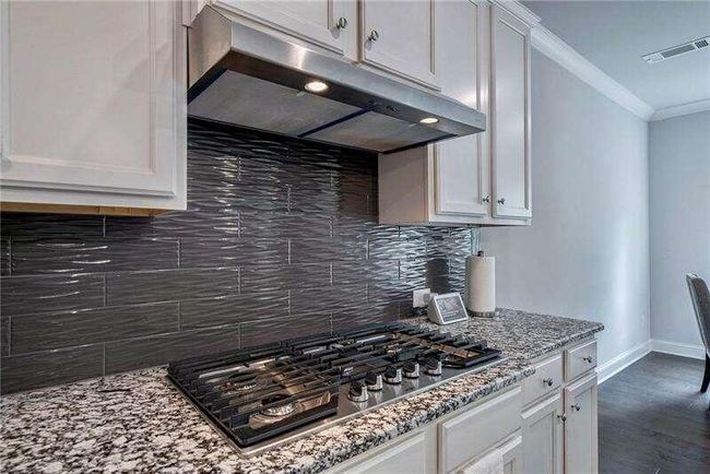 7059 Lancaster Xing, House other with 4 bedrooms, 3 bathrooms and 3 parking in Flowery Branch GA | Image 15