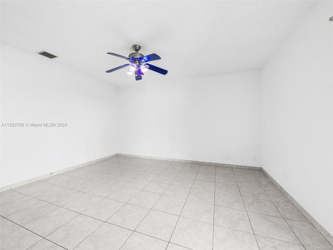 5501 Garfield St, House other with 3 bedrooms, 2 bathrooms and null parking in Hollywood FL | Image 11