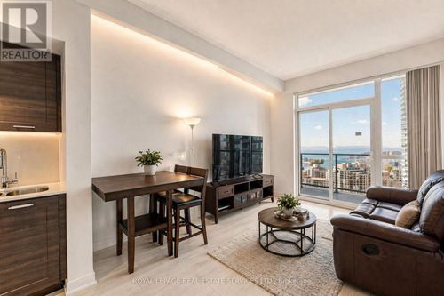 2903-2200 Lake Shore Boulevard W, Toronto (Mimico), ON, M8V1A4 | Card Image