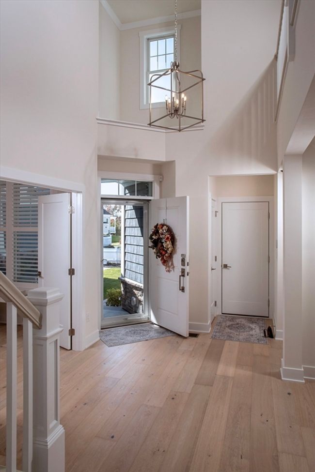 23 - 23 Lois Ann Ct, Condo with 3 bedrooms, 3 bathrooms and 2 parking in Scituate MA | Image 5