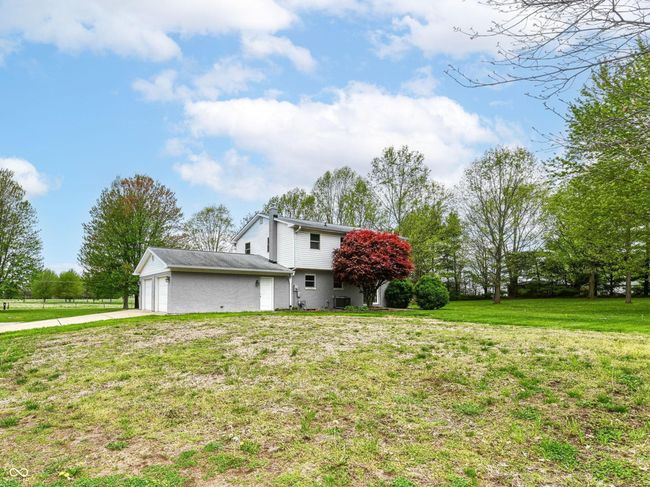 6113 N 250 E, House other with 4 bedrooms, 2 bathrooms and null parking in Greenfield IN | Image 53