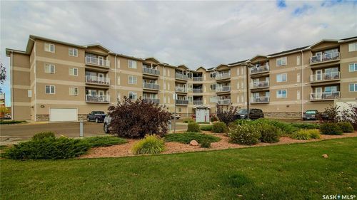108-3730 E Eastgate Dr, Regina, SK, S4Z0A1 | Card Image