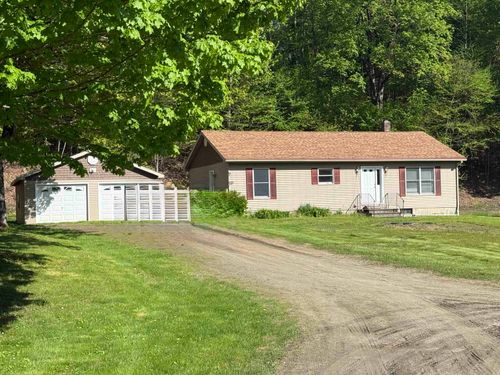 18 Ripple Ln, Bellows Falls, VT, 05101-3336 | Card Image