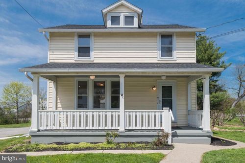 515 W South St, KENNETT SQUARE, PA, 19348-3415 | Card Image