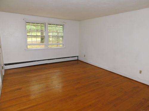 10 Carpenter Rd, Bolton, CT, 06043-7245 | Card Image