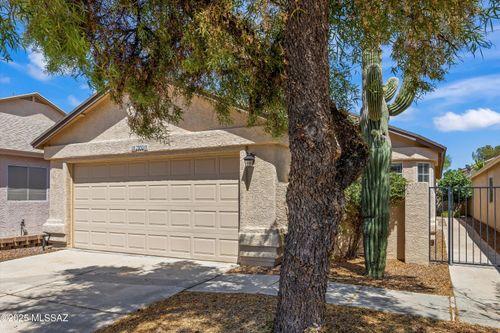 8142 N Millwheel Pl, Tucson, AZ, 85741-1264 | Card Image