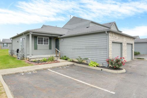 730 Parkbluff Way, Lewis Center, OH, 43035-8500 | Card Image