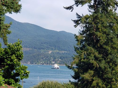 1115 Lenora Rd, Bowen Island, BC, V0N1G1 | Card Image