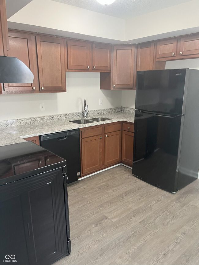 421 Lark Ct, House other with 2 bedrooms, 1 bathrooms and null parking in Carmel IN | Image 8
