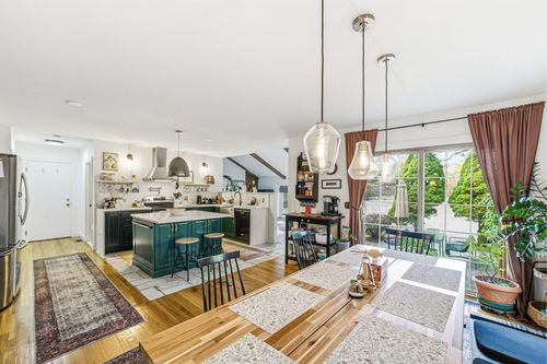 6-6 Montaup Rd, Sharon, MA, 02067-1604 | Card Image